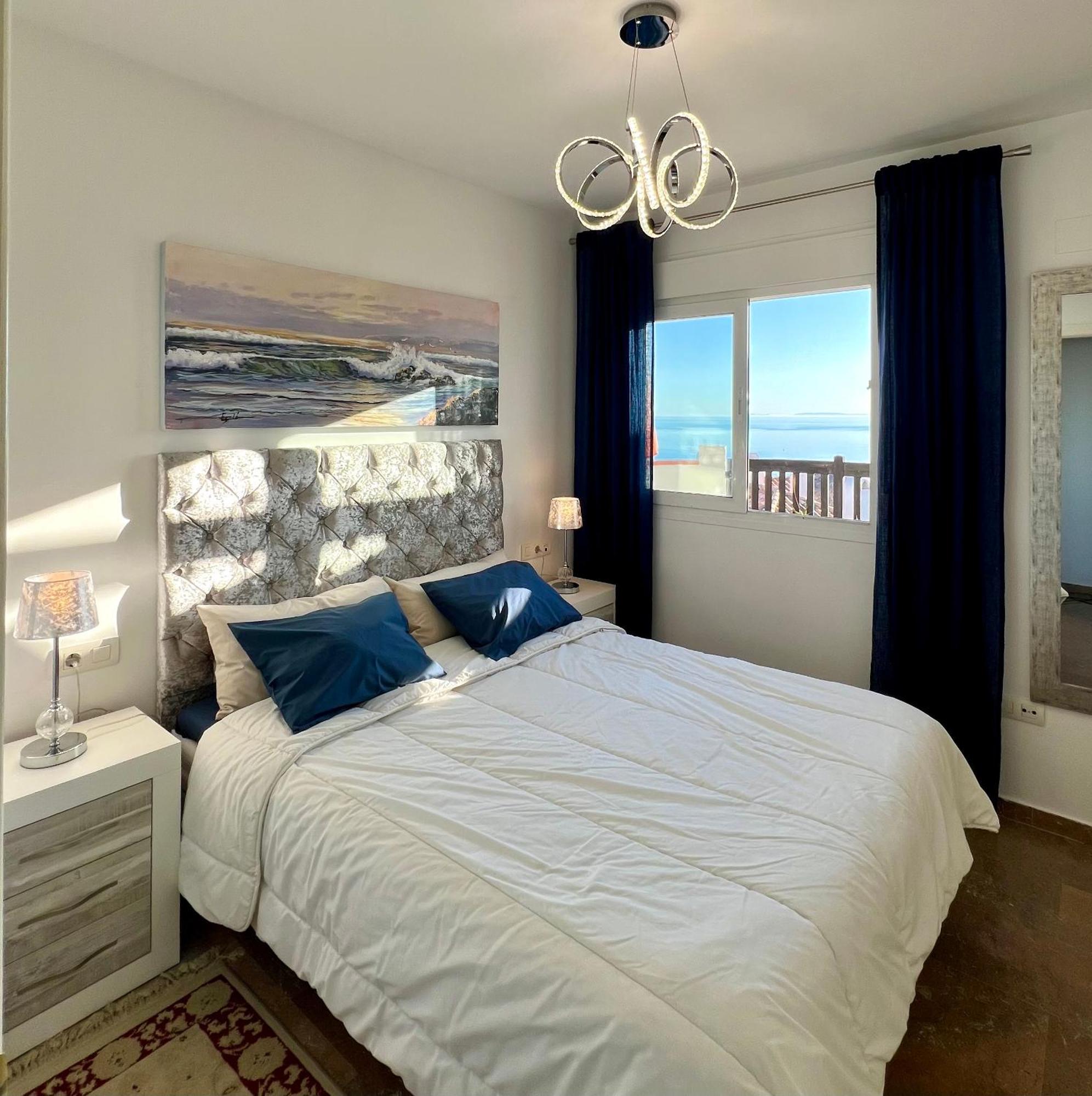 Beachfront Penthouse Apartment With Large Terrace And Breathtaking Sea Views Close To Marbella Spain Sitio de Calahonda Exterior foto